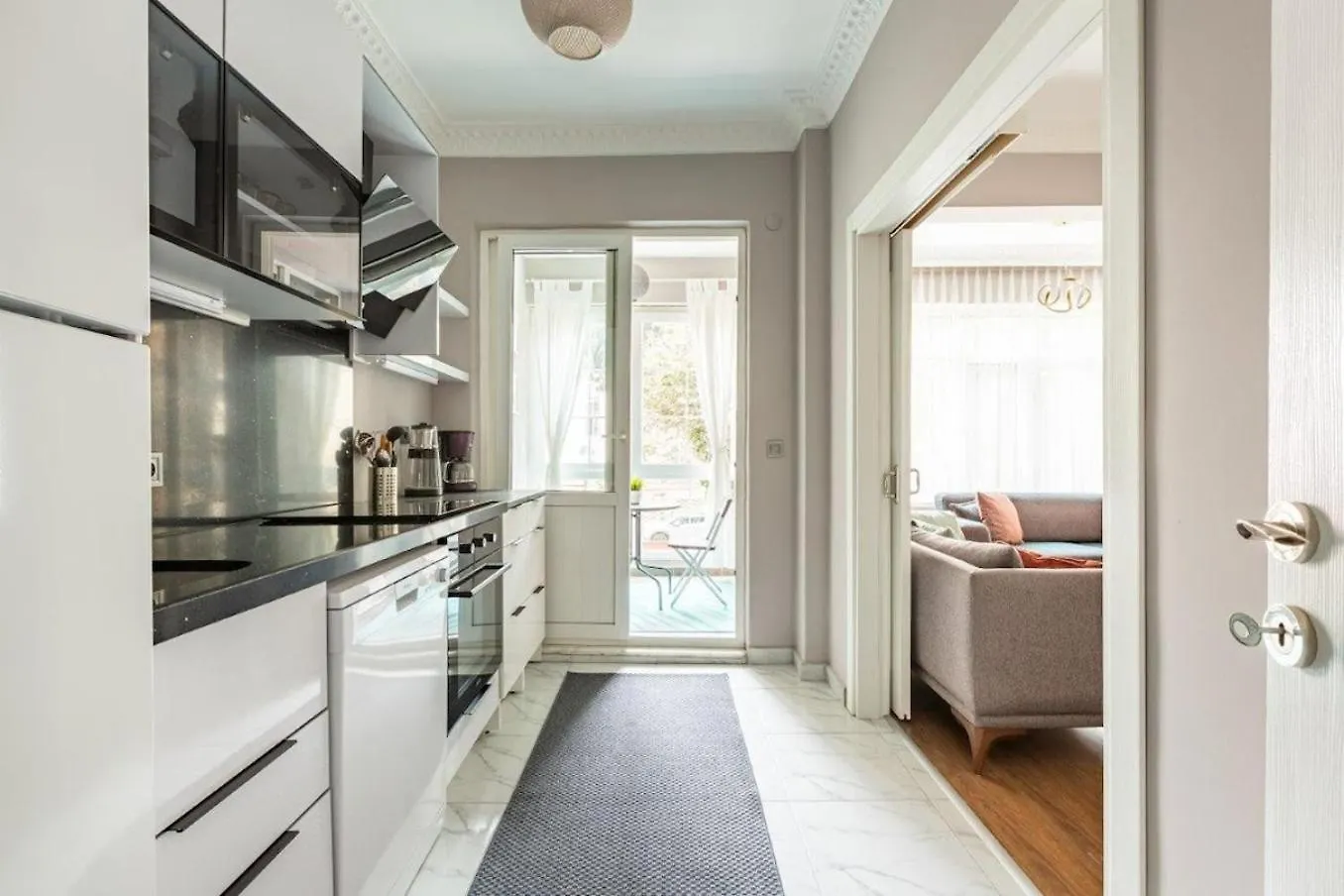 Apartment Charming Modern 1Bd Airy Kadikoy Gem! #308