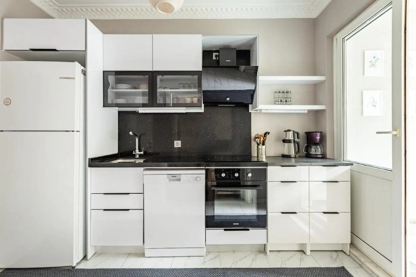 Charming Modern 1Bd Airy Kadikoy Gem! #308 Apartment